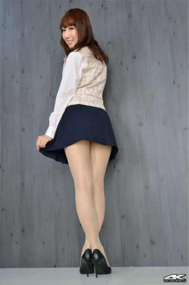 搜球体育|浴室集成吊顶灯怎么更换以及如何保养